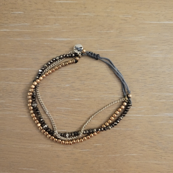 Necklace & Bracelet - Picture 7 of 8